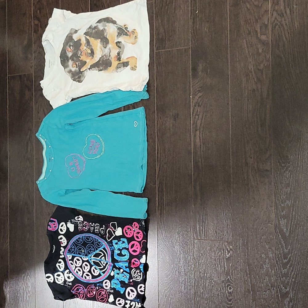 Girls graphic t-shirts
